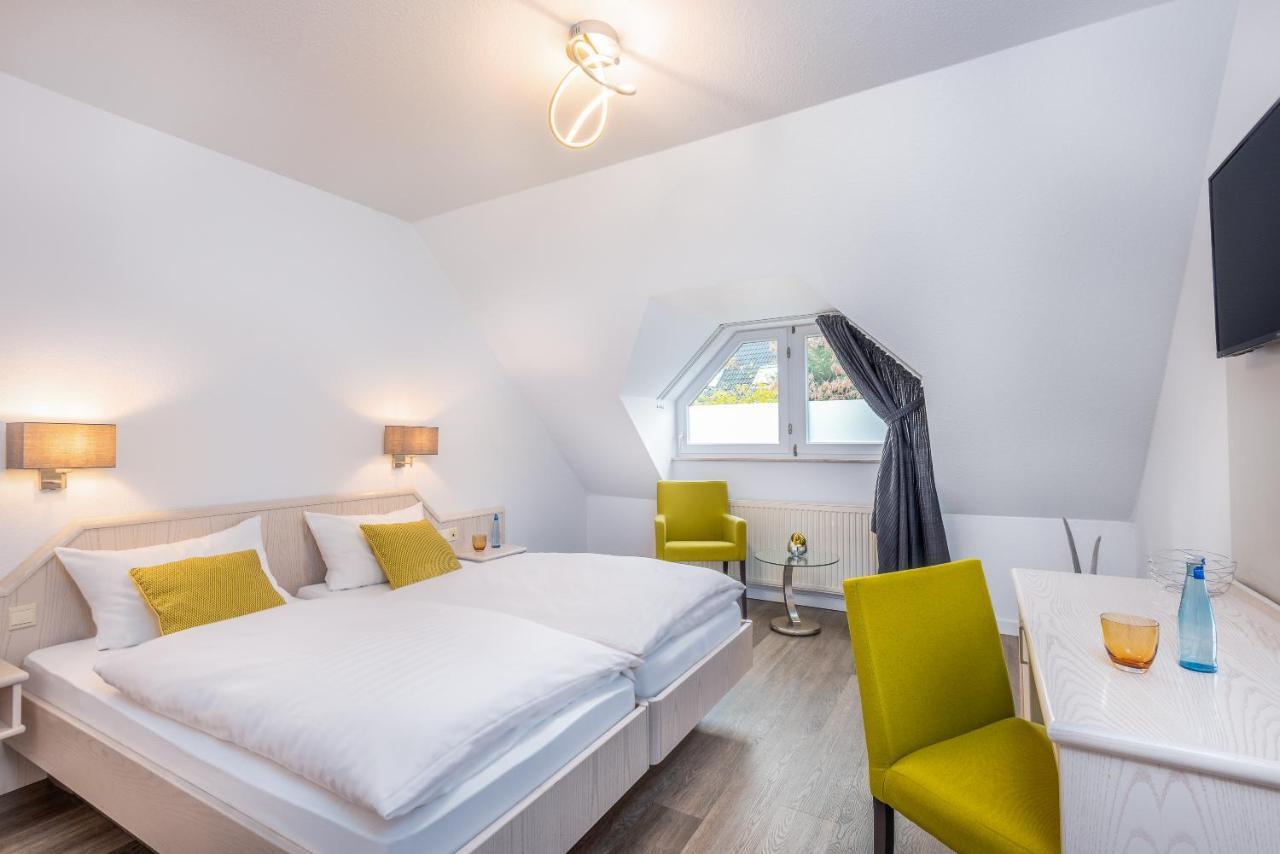 Hotel Zur Krone Meerbusch Exteriér fotografie