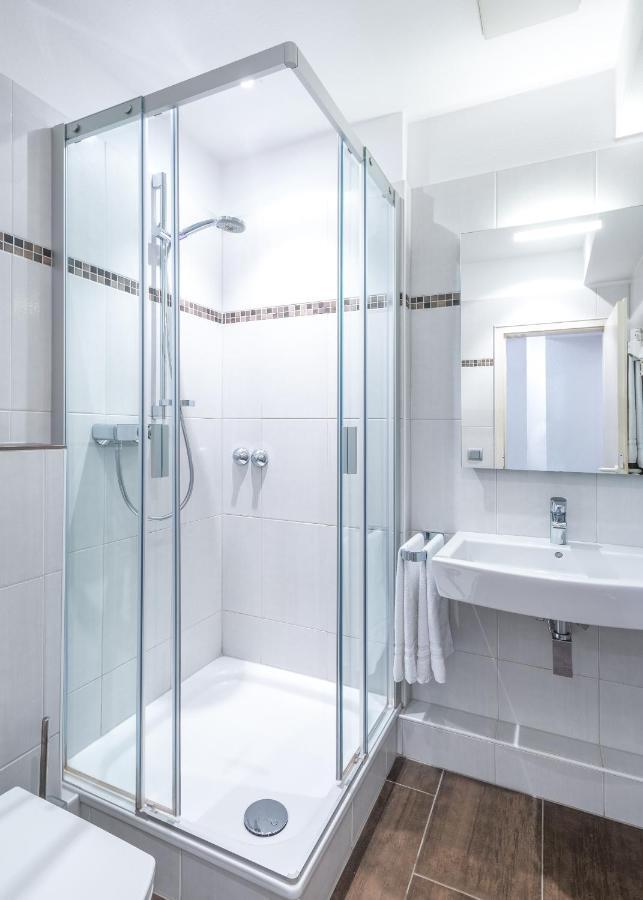 Hotel Zur Krone Meerbusch Exteriér fotografie